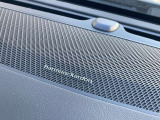 【harman/kardon】世界のオーディオファン垂涎のプレミアムサウンドシステムを搭載。原音に近い音場空間を忠実に再現。乗る人すべてに最良の音響体験を提供します。