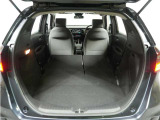リアシートを使用しない時は倒せば更に広々ラゲッジスペースの出来上がりです、たくさんの荷物が楽々載せられますよ!