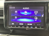 ナビゲーションはフルセグTV、インターナビ対応のGathers純正メモリーナビを搭載しています。Bluetoothオーディオ機能がありますので、スマートフォンなどの音楽も再生できます。