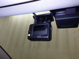 事故時の証拠となるだけでなく、危険運転の抑止力や、ヒヤリハットの記録による安全意識向上など、安全運転をサポートする機能をアピール。?