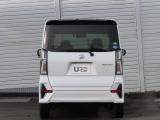 納車前に点検・整備を行なった後に納車いたします。交換が必要な部品は全て交換してからのお渡しとなります。費用を別途頂くことはありませんのでご安心ください。お問合せを心よりお待ち致します。