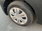 エンジンルームも綺麗に洗浄してから納車致します。普段あまり見ることが無い箇所だからこそ綺麗だと感動しますよね(*&acute;▽`*)