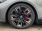 フロントタイヤサイズ 245/40R20