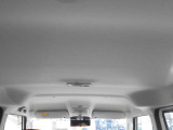 ご希望車の細部の写真をメールで送らせていただいております。来店ができない方でも指定いただいた箇所など何枚でもお送りいたします。