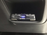 いまや快適なカーライフに欠かせないETCが付いています。