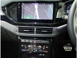 VW純正インフォティメントシステム、大変使いやすいタッチパネル型ナビゲーションでETC2.0とバックカメラが付いています。
