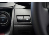 機能性溢れる運転席まわり。使いやすいスイッチ類の配置で運転中のストレスを軽減し楽しくドライブできますよ。