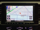 ナビゲーションはフルセグTV、インターナビ対応のGathers純正メモリーナビを搭載しています。Bluetoothオーディオ機能がありますので、スマートフォンなどの音楽も再生できます。