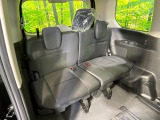 3列目シートはもちろん状態良好☆大人でもゆったりと座って頂けますので、大人数でのお出かけもラクラクです♪ご家族で、気の知れた仲間で、ドライブに行くのが楽しみですね♪