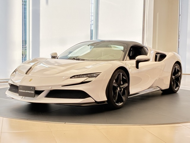 SF90スパイダーF1 DCT E4WD