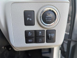 接触を未然に防ぐ、クリアランスソナー搭載です。車を守るためには必須のアイテムですね。