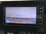 後方の見にくい視界もバックモニターで確認サポートして駐車時も安心☆