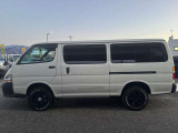お客様が安心して中古車を購入できるよう、中古車の価格や品質の適正な情報を提供し、近年問題となっております修復暦の偽り・メーター改ざん車の排除に努めています。