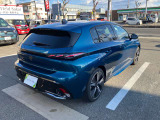 コーナーセンサー付きですので駐車も安心です。