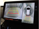 バックガイドモニターで、後方を確認しながら安心して駐車することができます。運転初心者も熟練者も必須の機能ですよ!