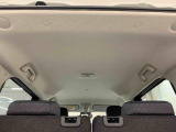 ブレーキホールド機能も装備で、ブレーキペダルから足を離しても、ブレーキランプが点灯したままブレーキを保持してくれます!渋滞時や信号待ち、駐車券を取るシーンなどで便利な機能です♪