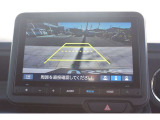 バックカメラが装備されており、後方の安全確認はもちろんのこと狭い場所での駐車や雨の日・夜間など視界の悪いコンディションでのストレスの軽減にもなります!