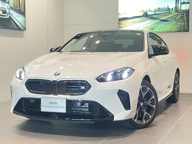 2シリーズグランクーペ M235 xドライブ 4WD 