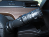【Honda SENSING】 ホンダ独自の安全運転支援システムです。ミリ波レーダーと単眼カメラという2種類のセンサーを駆使し先進の技術で安全運転を支援してくれる心強い装備です!!