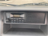 ラジオ付きで運転も快適☆