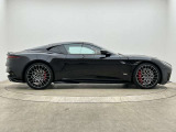 Paint Colour:Onyx Black(Signature Metallic)