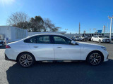 常時100台以上のBMW/MINIを展示!大型展示場でお気に入りの車両を見つけてください♪
