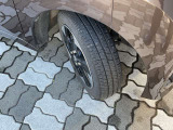 タイヤの溝もございます。