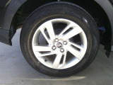 純正16インチアルミホイール!ボディにバッチリ合ってます!