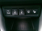 運転席・助手席にはシートヒーターが付いております!寒い冬でも快適にドライブできますね♪(^▽^)