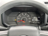 【スピードメーター】メーターがシンプルで見やすく運転しやすいですね!
