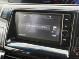 【純正ナビ】人気の純正ナビを装備しております。ナビの使いやすさはもちろん、オーディオ機能も充実!キャンプや旅行はもちろん、通勤や買い物など普段のドライブも楽しくなるはず♪