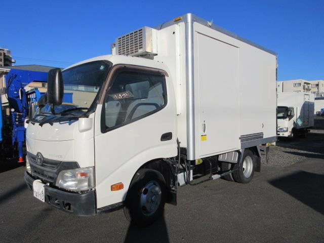 トヨエース 冷凍車 2トン低温冷凍車