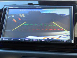 バックカメラ装備しております。駐車時に大変役に立ちますよ♪駐車が苦手な方にも便利機能です♪