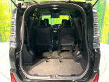 普段のお買い物や通勤、送迎等に十分な荷室スペースを確保しております。セカンドシートを倒すと、大きな荷物の積載も可能です♪
