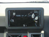 オーディオ取り付けスペースあります。 お好きなナビやオーディオを取り付け出来ます。