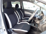 フロントシート、状態良好で安心です。大きな汚れもなく安心です