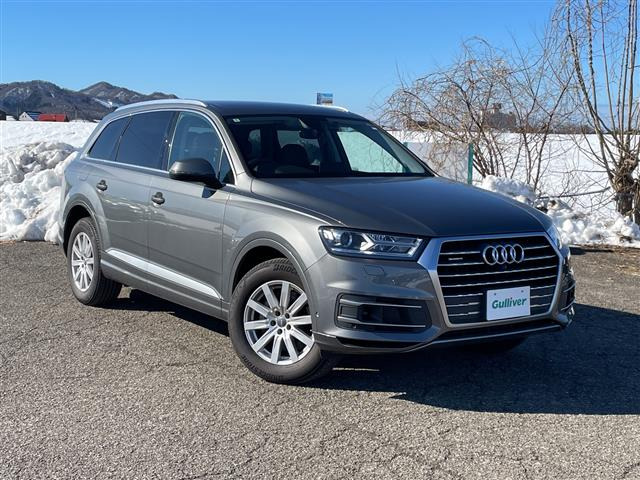 Q72.0 TFSI クワトロ 4WD4WD 本革シート