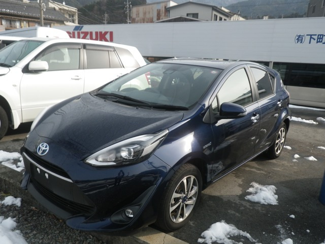 アクア 1.5 S スタイルブラック 