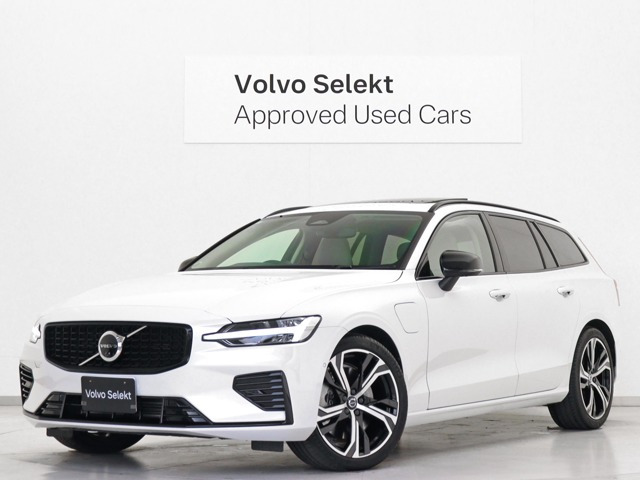 V60 リチャージ PHEV T6 AWD アルティメット 4WD 