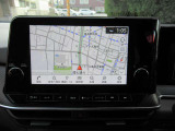 簡単快適な操作性で目的地まで安心です♪♪ メーカーライン装着NissanConnectナビ♪♪ フルセグTV視聴可♪♪走行中の視聴は不可です!