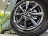 【純正14インチアルミホイール】外観にマッチした純正アルミホイールを装着しております。各種社外アルミホイールや、スタッドレスタイヤも取扱いしております。是非ご相談くださ