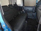 3名乗車できるセカンドシートです。
