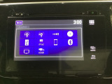 ナビゲーションはフルセグTV対応の純正メモリーナビを搭載しています。Bluetoothオーディオ機能がありますので、スマートフォンなどの音楽も再生できます。