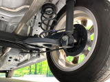 お車を安心してお乗りいただく為には、足回りの定期点検が欠かせません。サービスサポート(有償保証)では無料点検もご提供しており、安心のカーライフをお過ごしいただけるサポート体制が整っています。