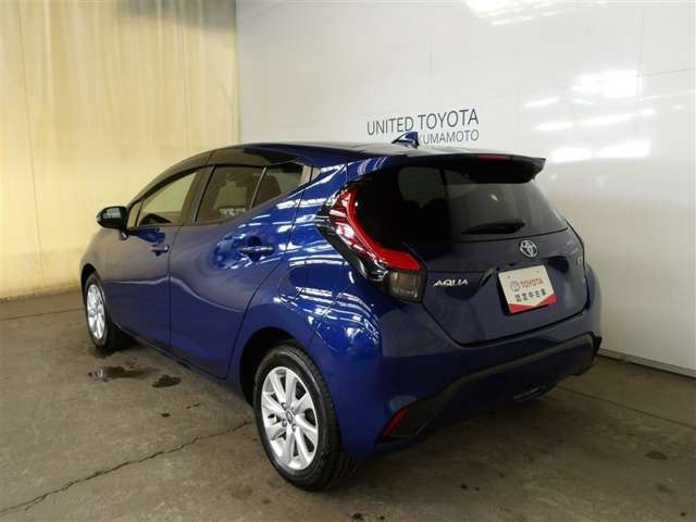 トヨタ アクア 1.5 Z の中古車詳細 (58,000km, ダークブルーマイカ