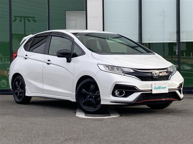フィット 1.5 RS ホンダセンシング 6MT修復歴無し