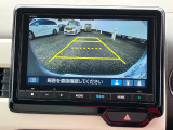 バックでの駐車が苦手な方や運転にあまり自信のない方でも後方の視界をしっかりサポート。安心して車庫入れが出来るバックカメラを装備しています!