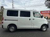 県外のお客様は車庫証明登録費用が別途かかります。詳しくは直接お知らせいたしますのでご連絡くださいませ