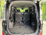 後席を格納すると、これだけの広さが!シーンに合わせたシートアレンジで、大きな荷物も積むことが出来ます♪