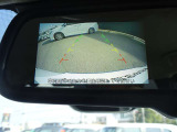 バックモニター◆バックが不安な方だけでなく、駐車に自信がある方も、実際に映像で見えると安心してバックできますよ!